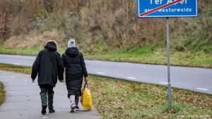 Aantal asielzoekers in Ter Apel daalt, maar blijft boven 2000