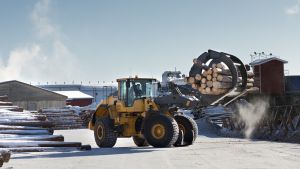 Metsäteollisuus | Kuusamolaisuus karisee Pölkystä itävaltalaisten komennossa