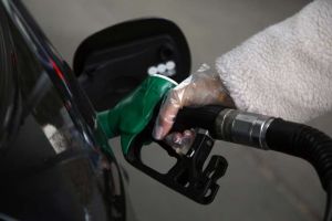 Minić o akcizama: Sa benzinskim pumpama potpisaće se dokument o najnižoj cijeni goriva