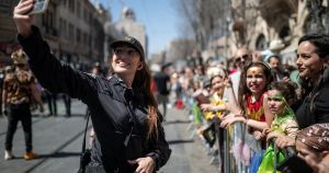 Israel Ranks High on the World Happiness Index. The Reason Is Pretty Sad