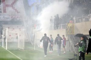 Tribünde sıkıntı var