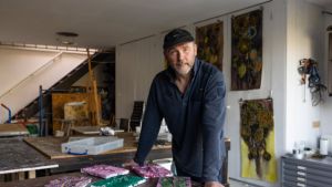 Reinoud van Vught maakte na de dood van zijn zoon opnieuw kruisbeelden. ‘Het is doorleefde kunst’