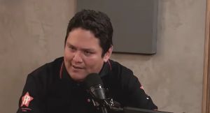 Enrique Valderrama en debate presidencial del JNE: “Ampliaremos el programa Beca 18”