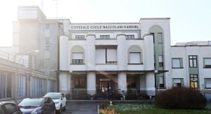 Morti in corsia ad Argenta: infermiere a casa, ma rischia il ritorno in carcere