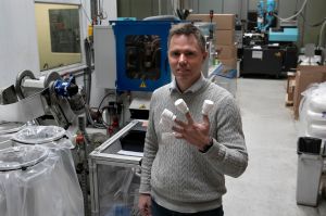 Da en medarbejder en aften ringede og sagde op, var direktøren grædefærdig - nu er koden knækket