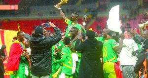 Penálti, fuga e campeão na secretaria