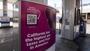 U naglom porastu: Cene goriva na pumpama u Americi veće nego u bilo kom trenutku tokom oba mandata Trampa