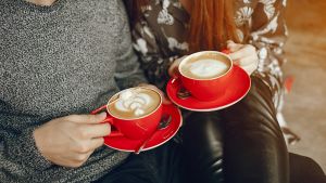 Bir kahve uzaklığında kalan dostluk