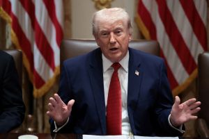 Αποτυχημένος ο δασμολογικός πόλεμος Τραμπ