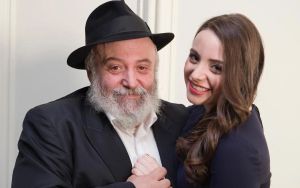 Reviewing massacre footage, Bondi hero’s daughter discovers more of her dad’s bravery