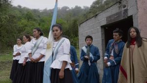« Nuestra Tierra » : Lucrecia Martel filme l’effacement des peuples autochtones d’Argentine dans un documentaire majeur