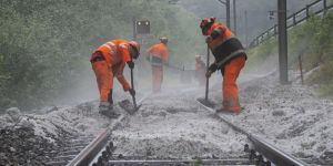 Die Preis­erhöhungen sind richtig – sonst fährt der ÖV aufs Abstell­gleis