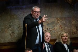 À Carcassonne, le nouveau maire RN menace des lycéens pour éviter leur mobilisation