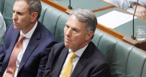 Should the parliament decide if Australia goes to war?