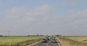 Major Norfolk road shut after lorry jackknifes
