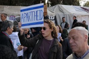 Ik ben van Joodse afkomst. Juist daarom roept alles in mij: kom in opstand