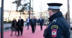 Strašan napad na hrvatskog diplomata osudio i EU, konzul sve opisao: 'Pola sata su ih ganjali, vikali da su ustaše'