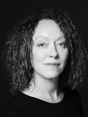 220 barn blir hjemløse, mens luksusleiligheter blir solgt for titalls millioner