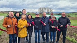 Mit Minister Hermann: Einweihung nur ein Jahr nach dem Spatenstich