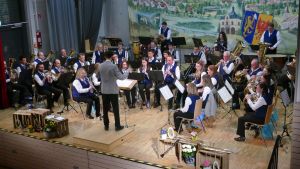 Der Musikverein Döggingen begeistert in seinem Jahreskonzert mit einem neuen Dirigenten