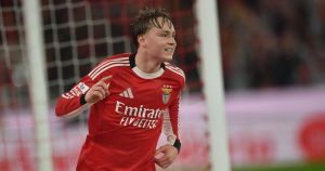 Schjelderup: da quase saída à revelação