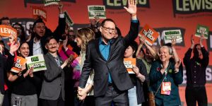 Avi Lewis Models How to Be a Climate Champion Despite Opposition