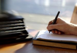 Atanı öldürüb məşhur olanlar - Öz kökünü baltalayan qələm ADAMLARINA