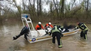Barconi ribaltati in una palude in Croazia, salvati trenta migranti che tentavano di entrare nell’Ue