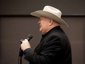 Braid: Separatist boss scorns Smith's 'little federalist slogans,' says they've got the signatures The stakes will be high, both in counting petition signatures and votes in any full referendum on separation. Whatever the result, Albertans will need confidence that it’s honest