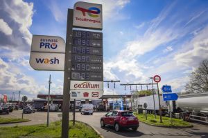 Avec la guerre en Iran, TotalEnergies a réalisé une plus value de 81 millions d’euros en spéculant sur le pétrole