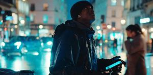 Livreurs des plateformes : une enquête inédite lève le voile sur leur extrême précarité