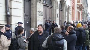 Sindikati 10 fakulteta osudili upad UKP u zgradu Rektorata