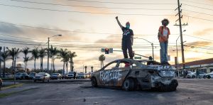 “Trump no es el único actor con agencia en Estados Unidos”. Entrevista a Ronald Brownstein