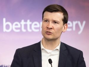 Bell: Farkas fightin' mad over Danielle Smith's tax gouge of Calgarians