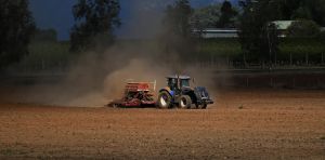 Winter crops need to be sown ‑ but Australia’s farmers are worried about fertilisers and fuel