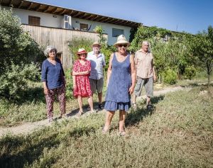 25 millions de seniors en 2060 : le péril vieux guette-t-il la France ?