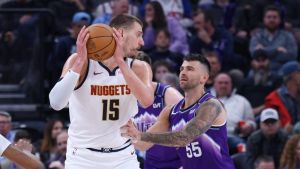 Nikola Jokić postao drugi košarkaš u NBA istoriji koji je ostvario čudesan tripl-dabl učinak