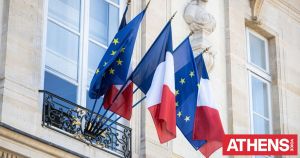 Γιατί μας αφορά η υποστολή της ευρωπαϊκής σημαίας στα δημαρχεία της γαλλικής ακροδεξιάς