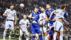 Va cambiato tutto. Non solo nel calcio