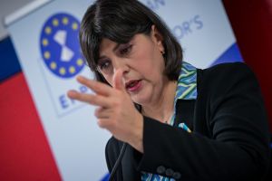 Κι αν σε δέσει η Κοβέσι;