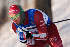 Александр Большунов, используя раздражителей, уничтожает соперников: «не простачки» рядом