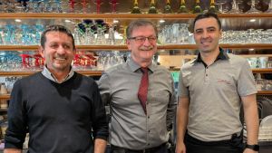 Enttäuschung im Eiscafé: So reagieren Fans in Villingen auf Italiens WM-Aus