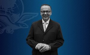 Jesús crucificado, por encuesta morenista