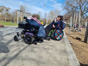 Barrierefreiheit in Berlin: Warum der Alltag für Rollstuhlfahrer ein Hindernislauf bleibt