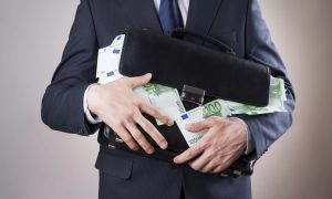 Nekdanja uslužbenka stalne misije Hrvaške pri ZN osumljena kraje 750.000 dolarjev