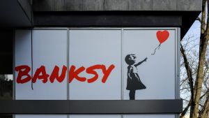 Kim olduğunu öğrendik işin büyüsü bitiyor mu?