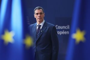 Spanish airspace is closed to illegal war