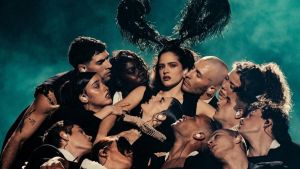 Siempre hacia adelante