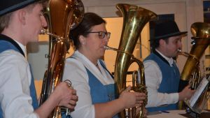 Vom Ständchen zur Stabsübergabe: Beim Ittendorfer Musikverein halten alle zusammen