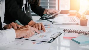 Επιχειρήσεις σε κρίση: Οι παράγοντες που διαμορφώνουν αντοχή και βιωσιμότητα